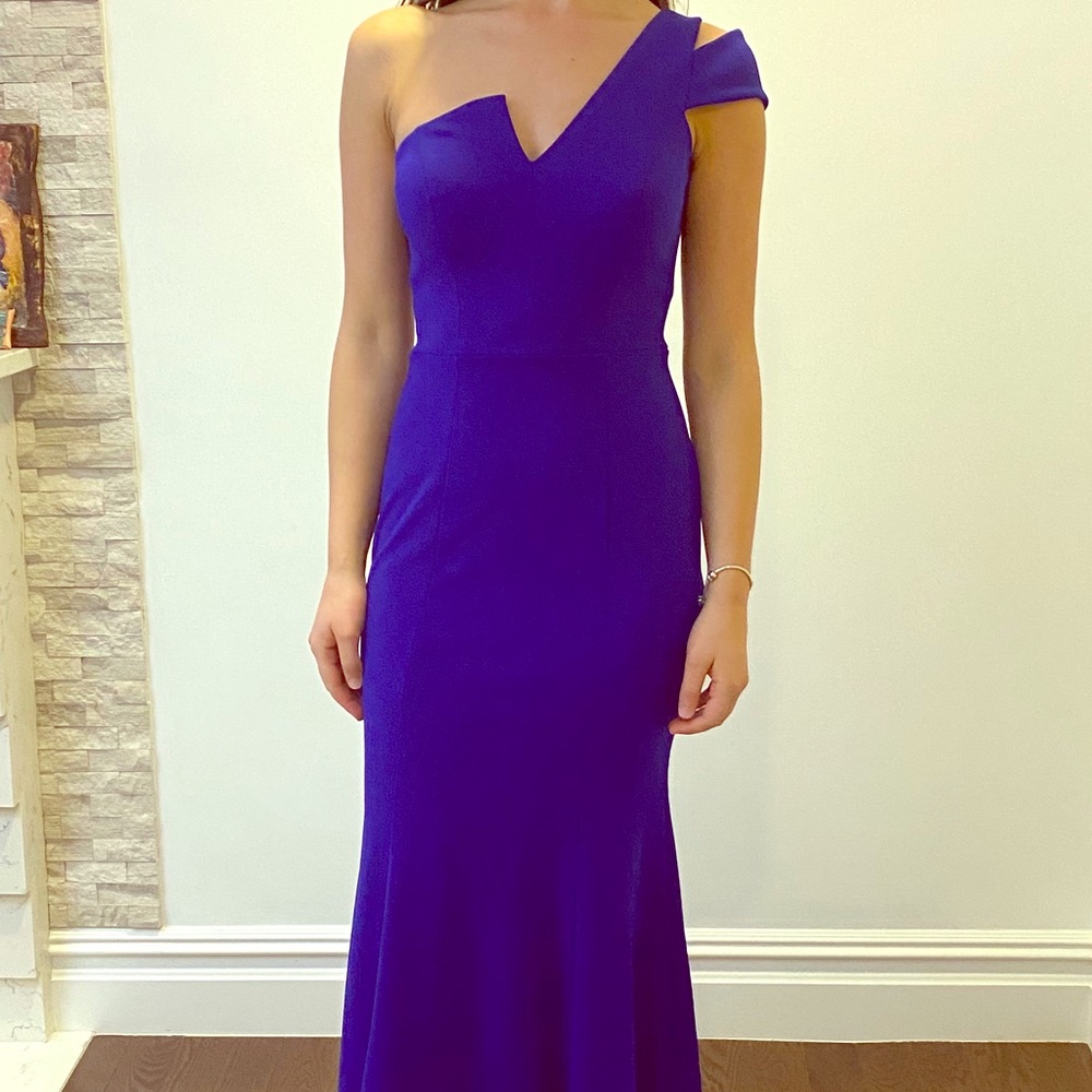 Long blue dress
